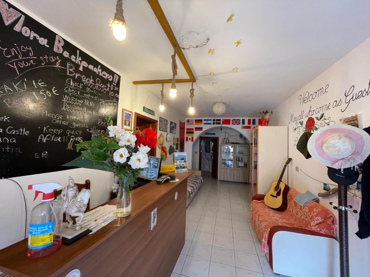 Backpackers & Bar Lungomare Hostal Vlorë