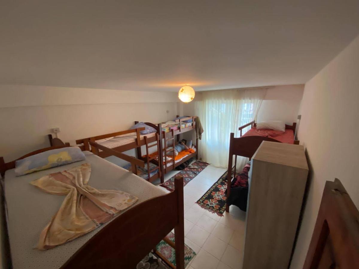 Backpackers & Bar Lungomare Hostel *