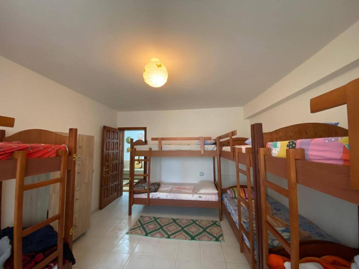 Backpackers & Bar Lungomare Vlore